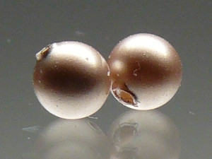 SWAROVSKI #5810 6mm Crystal Powder Almond Pearl (001 305)