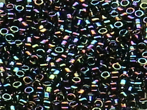 Toho Tube Beads Treasure 11/0 - 86 Metallic Rainbow Iris (ca. 3g)